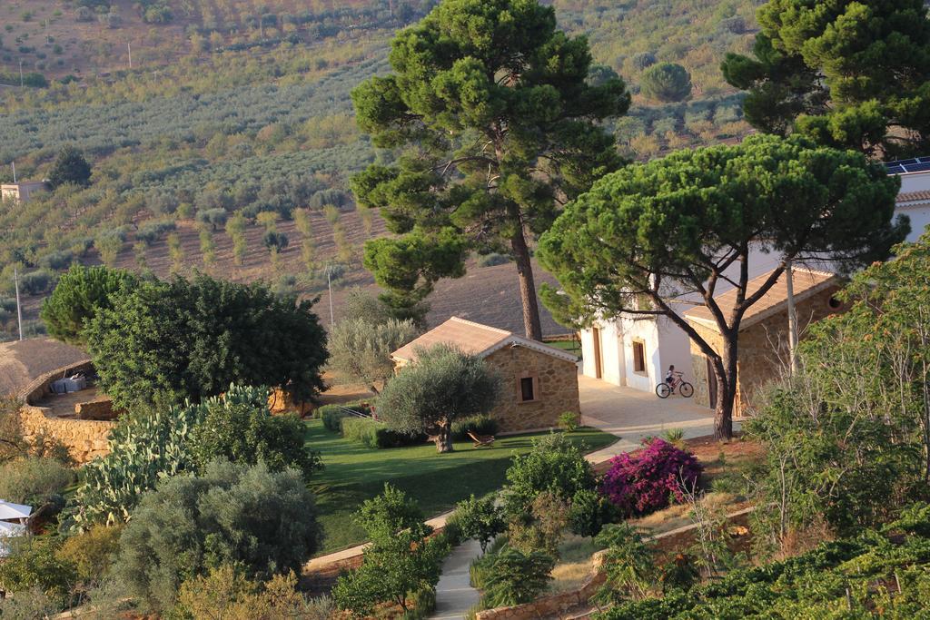 Villa Agriturismo Feudo Muxarello Aragona Exterior foto