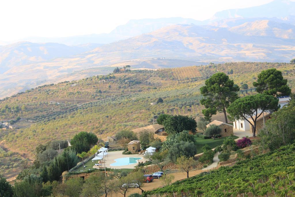 Villa Agriturismo Feudo Muxarello Aragona Exterior foto